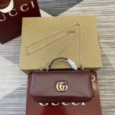 Gucci Satchel Bags